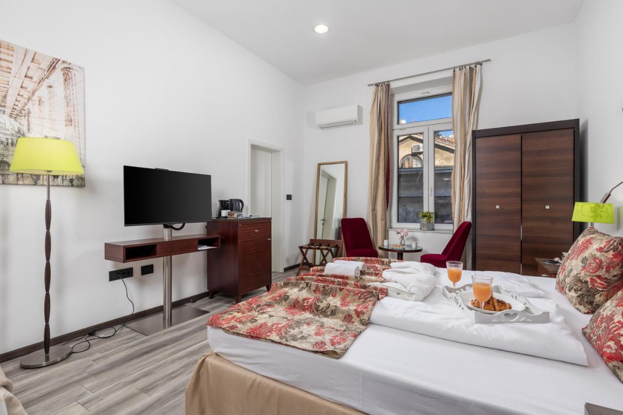 Apartament Continentale Rijeka Zewnętrze zdjęcie
